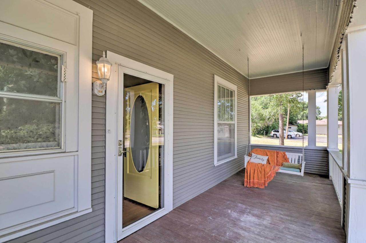 Historic Mountain Home Haven With Large Yard! エクステリア 写真